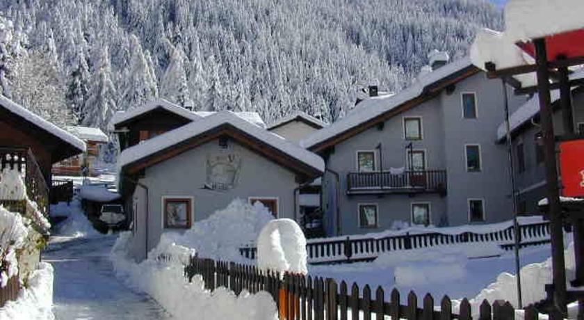 Meuble Lo Miete Viei Hotel Champoluc Kamer foto