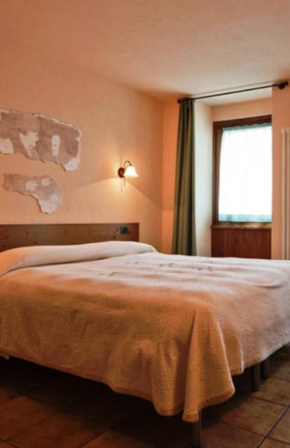 Meuble Lo Miete Viei Hotel Champoluc Buitenkant foto